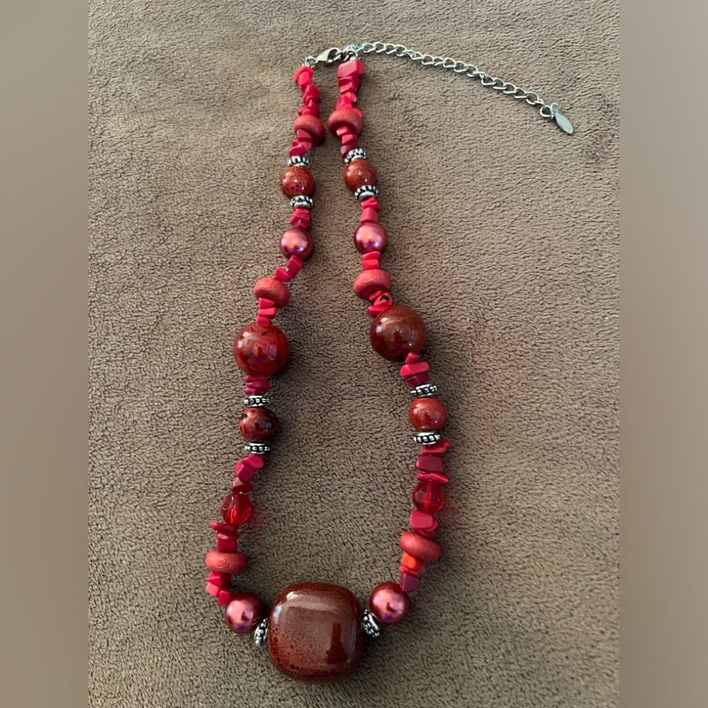 Deep red stone necklace with beads
